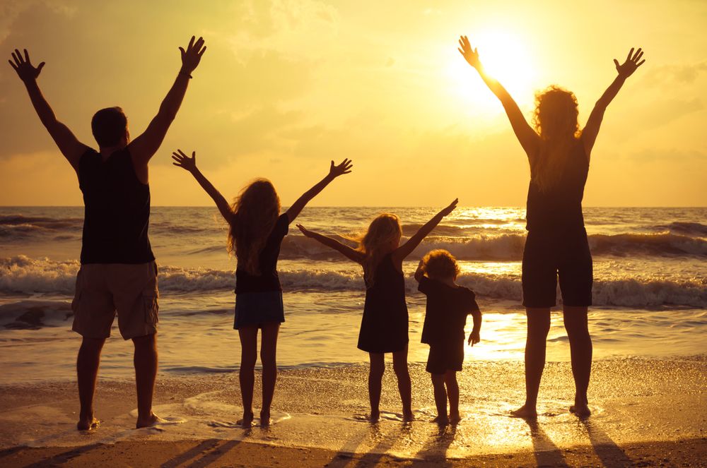 How to Fund a Last-Minute Summer Vacation Without Credit Cards